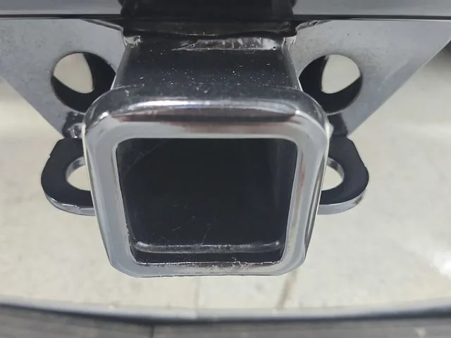 Used 2023 ONYX BLACK GMC Elevation image 45