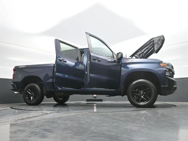 Used 2021 Blue Chevrolet Custom Trail Boss image 31
