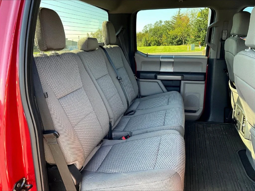 Used 2020 Rapid Red Metallic Tinted Clearcoat Ford XLT image 6