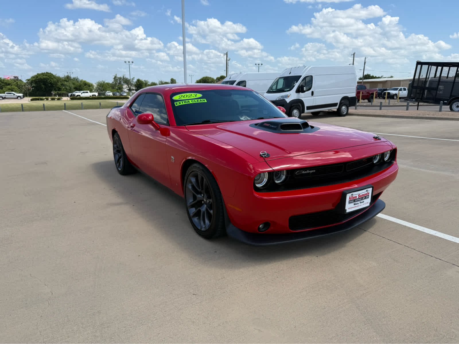 Used 2023 Torred Clearcoat Dodge R/T Scat Pack image 7