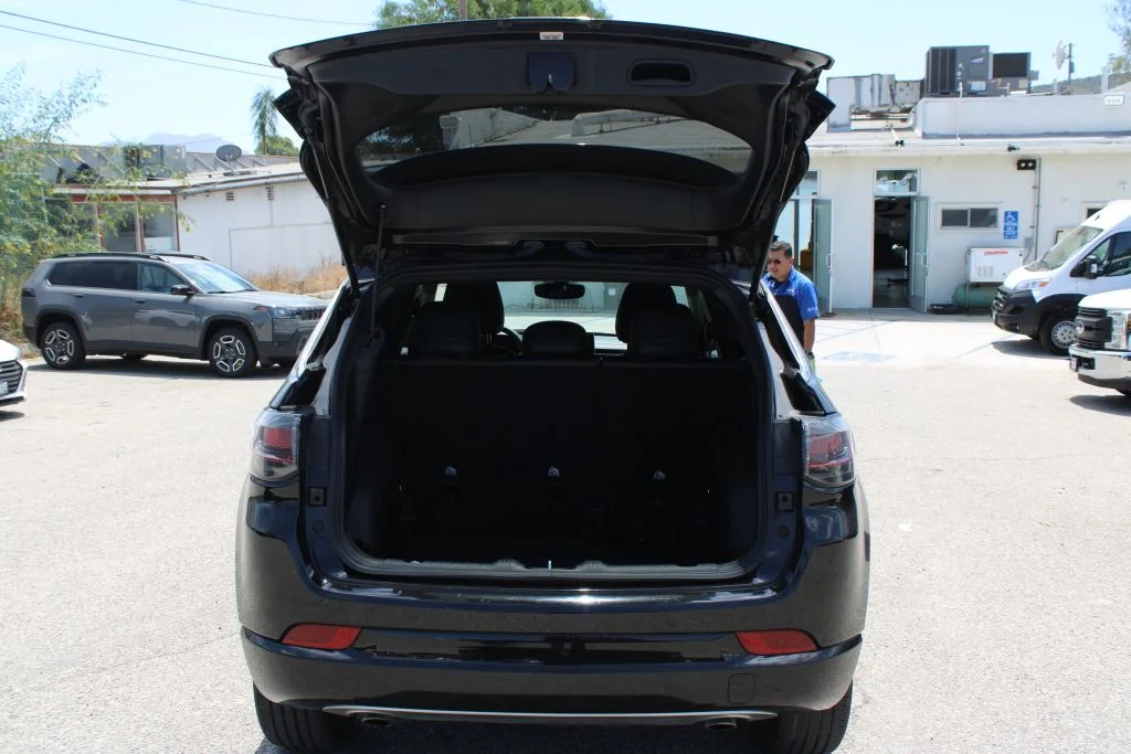 Used 2023 Black Jeep Limited image 10