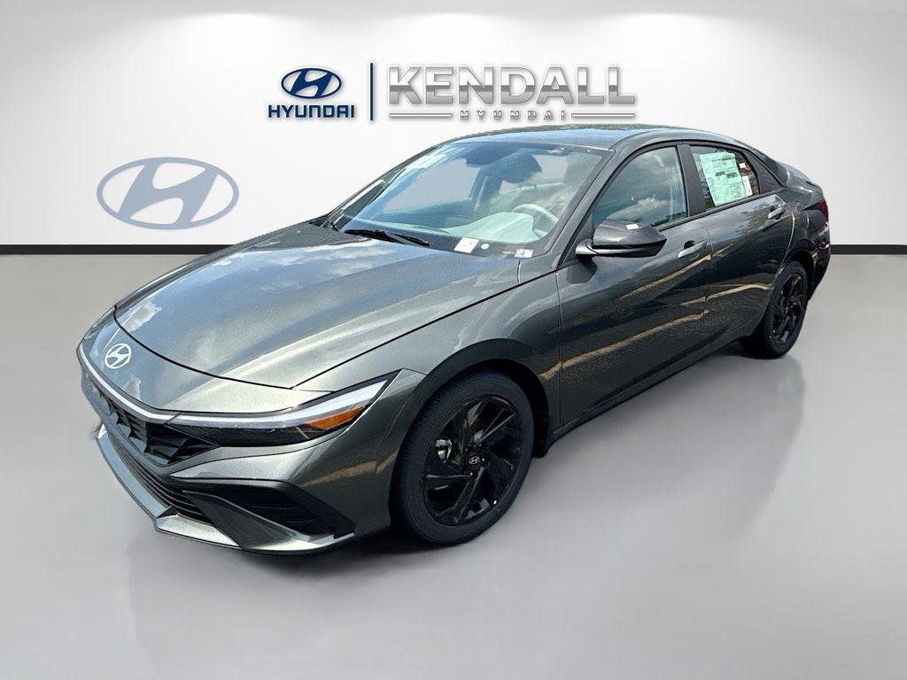 New 2026 Amazon Gray Hyundai SEL Sport image 3