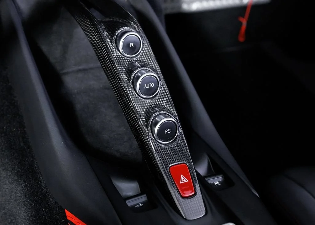 Certified Used 2021 Nero Ferrari Base image 31