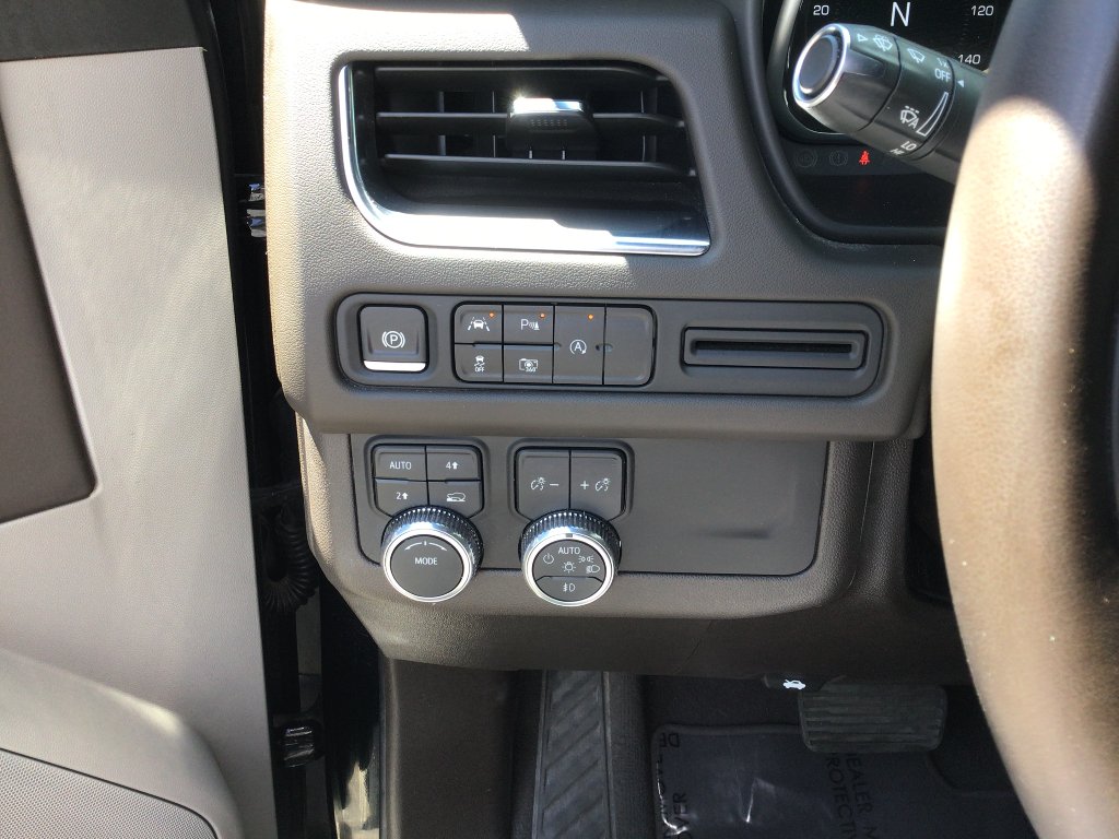Used 2024 Onyx Black GMC SLT image 15