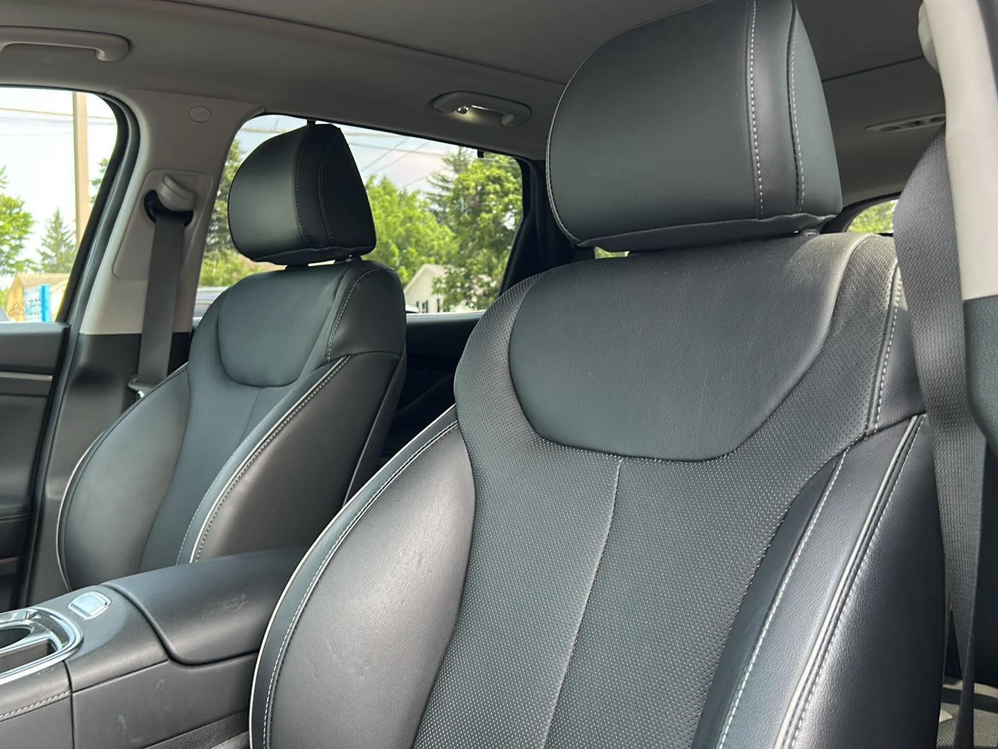 Used 2022 Portofino Gray Hyundai SEL image 10
