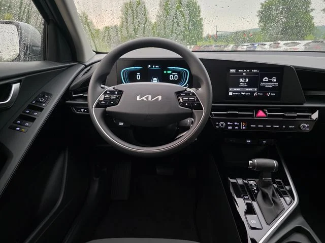 New 2026 Steel Gray Kia LX image 18
