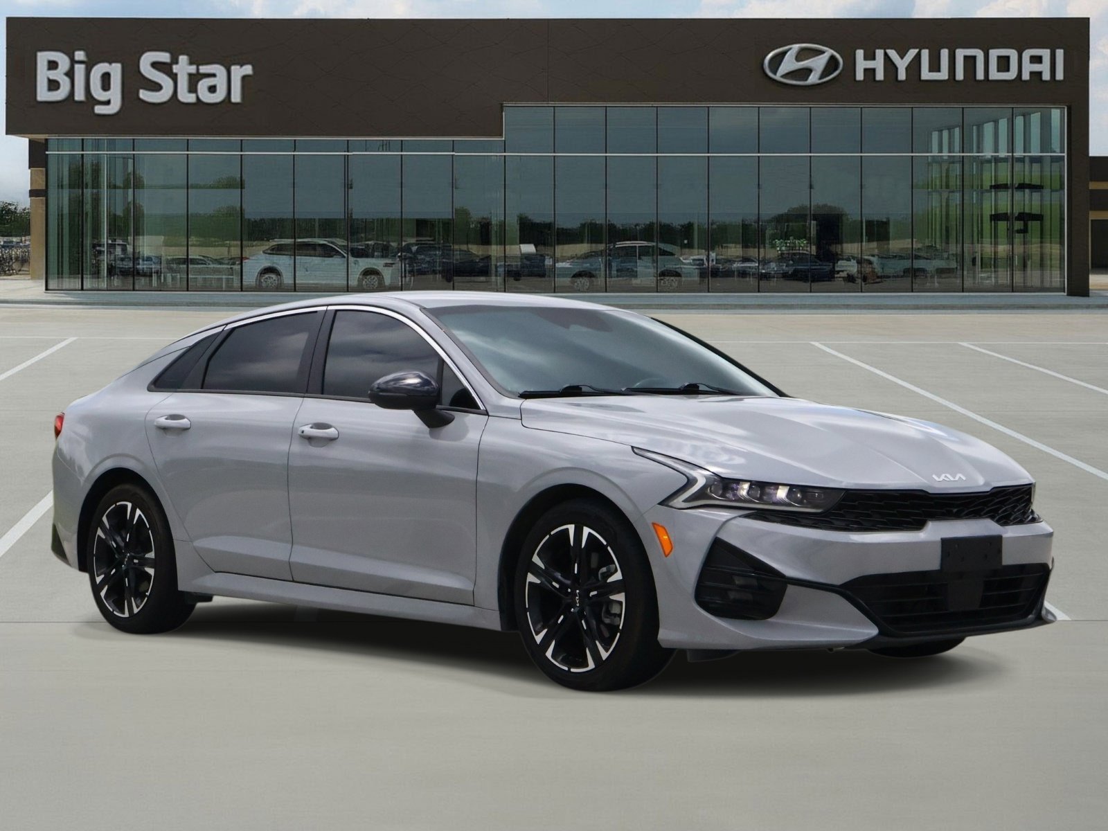 Used 2024 Wolf Gray Kia GT-Line image 6