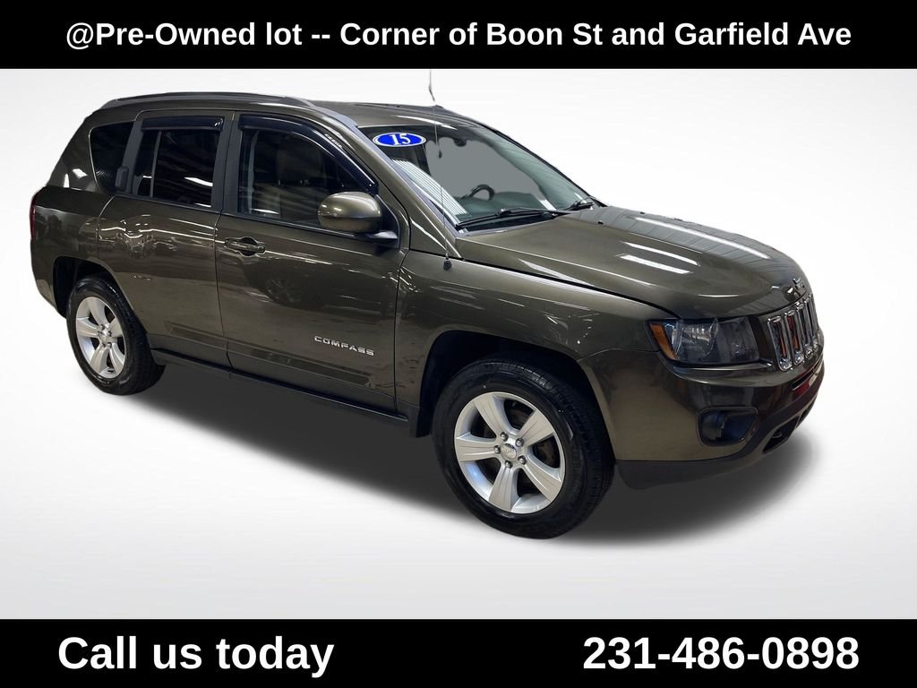 Used 2015 Green Jeep Latitude image 8