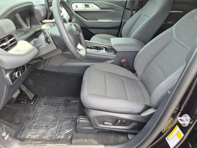 New 2026 Agate Black Metallic Ford Active image 16