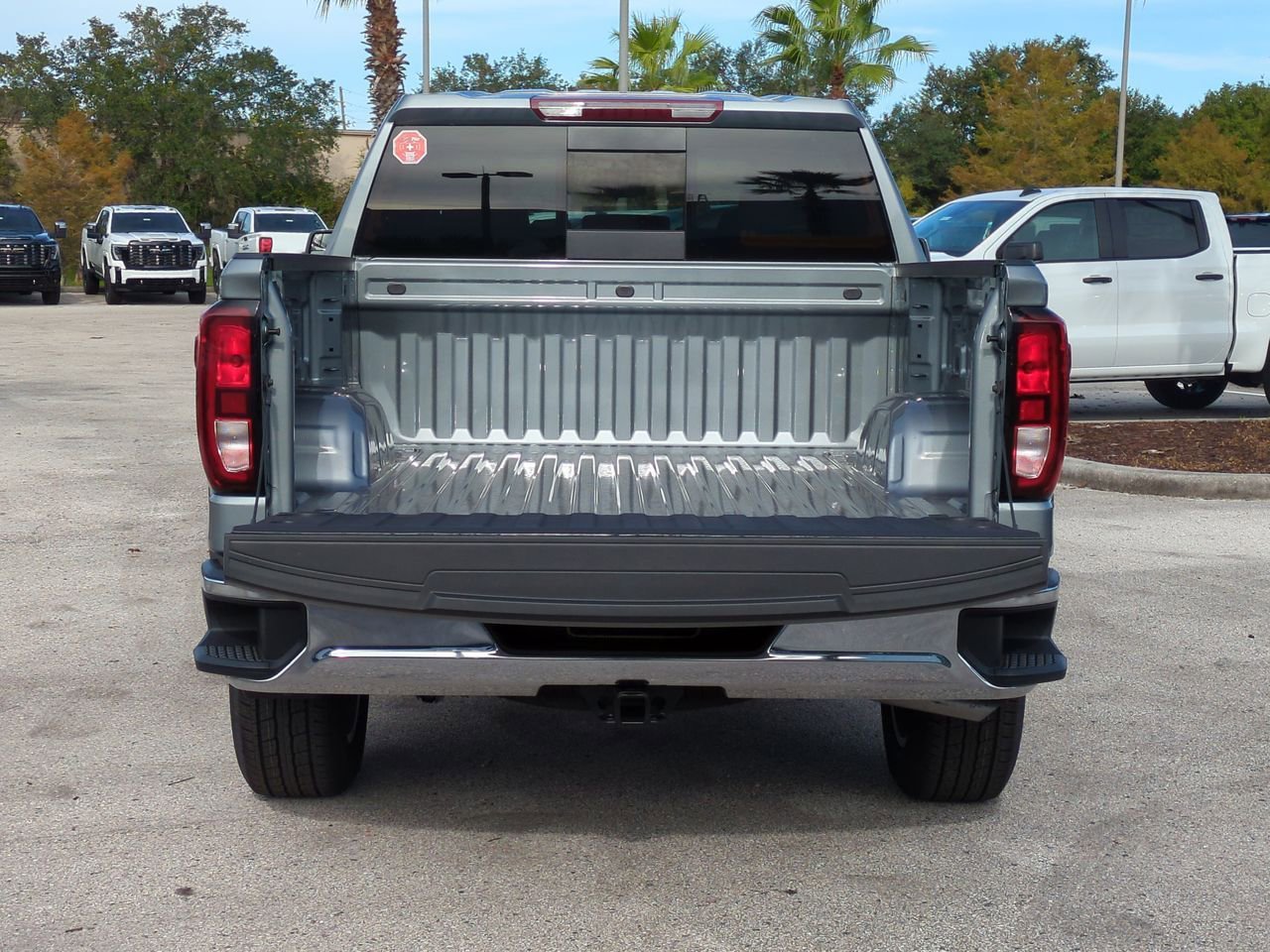 2026 GMC Sierra 1500 SLE - Photo 25