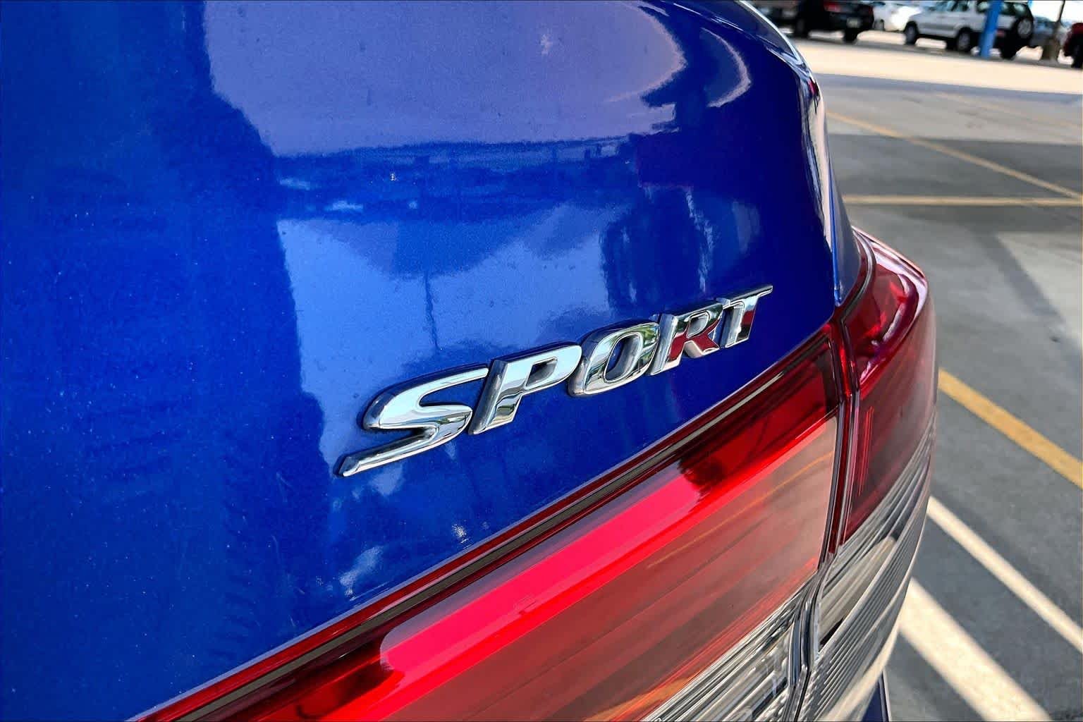 Used 2023 Aegean Blue Metallic Honda Sport image 10