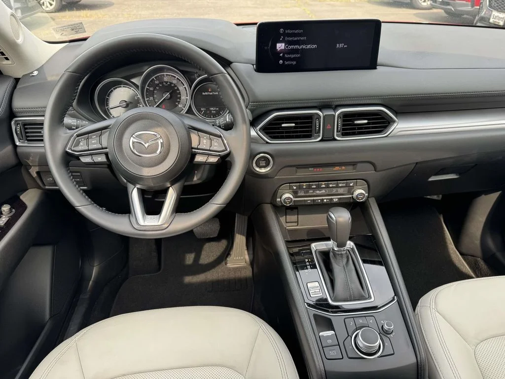 2023 Mazda CX-5 S Preferred package - Photo 17