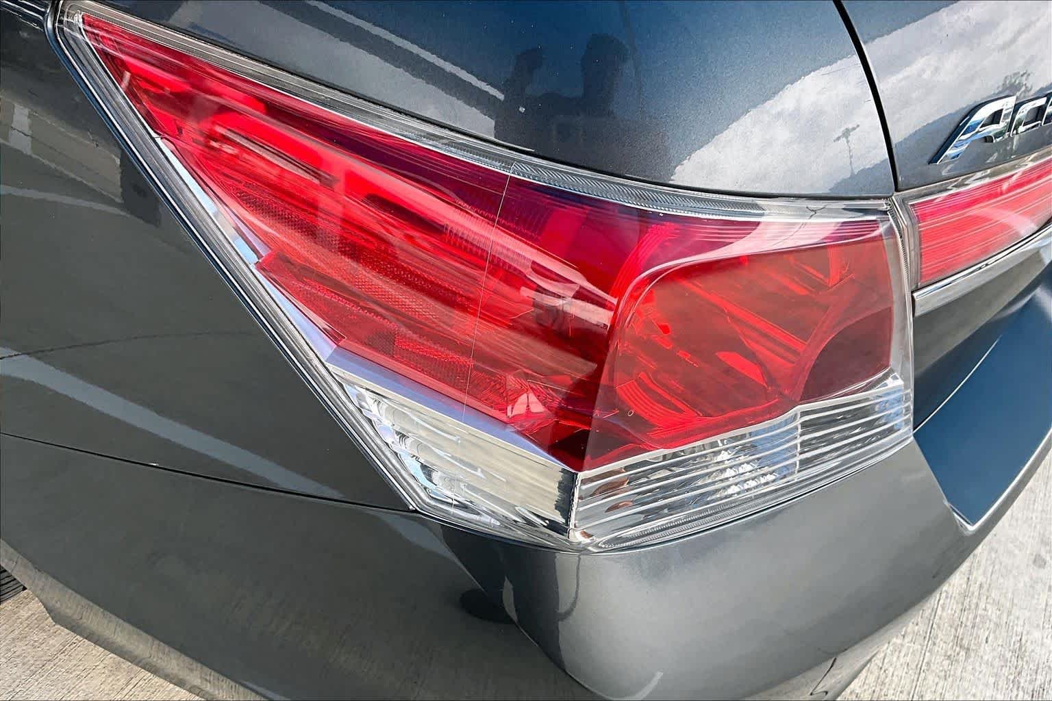 Used 2012 Polished Metal Metallic Honda LX image 25