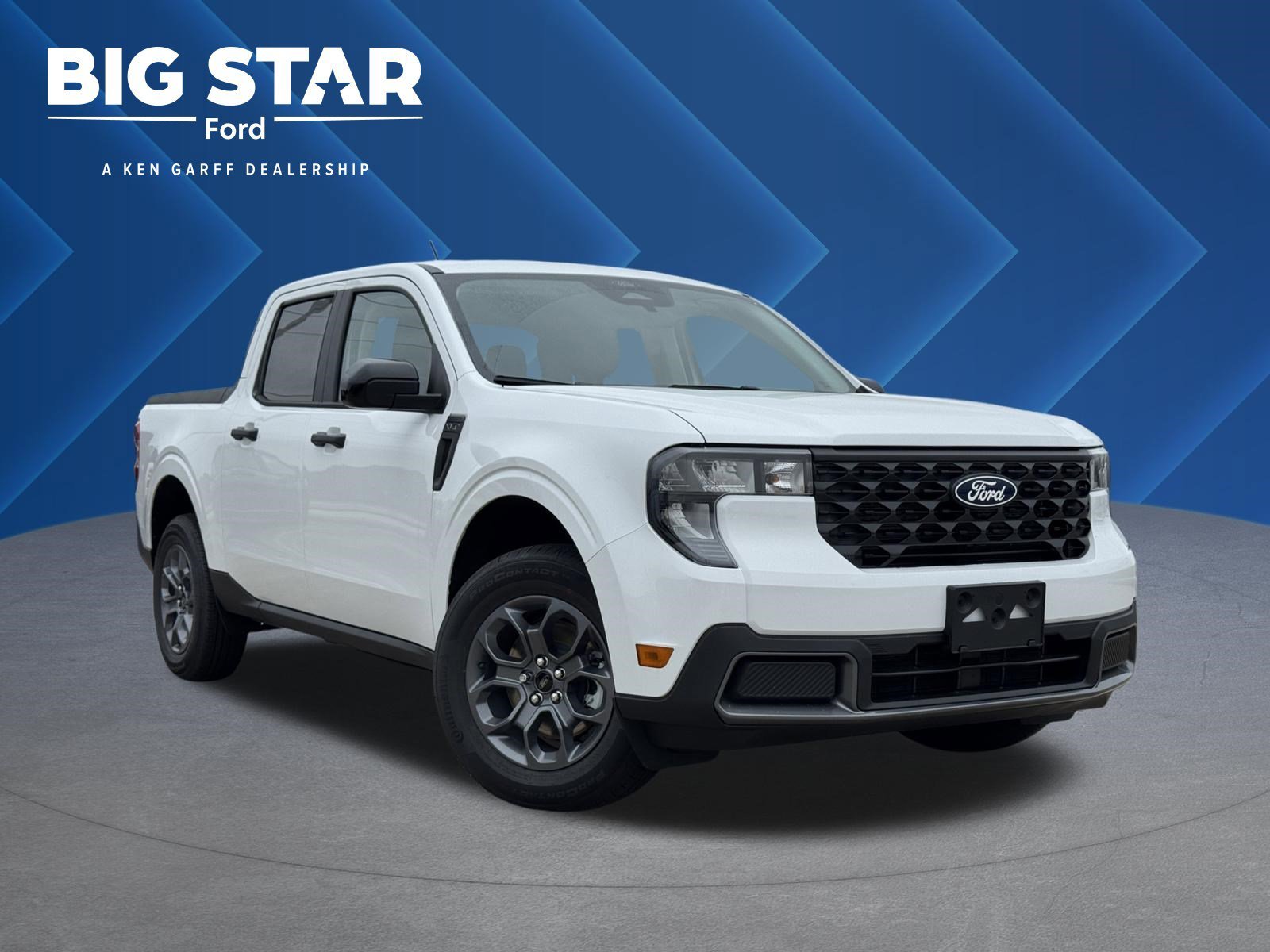 New 2026 Oxford White Ford XLT image 1