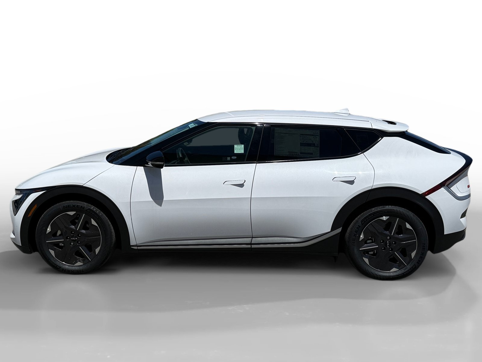 New 2026 Glacial White Pearl Kia LIGHT image 2