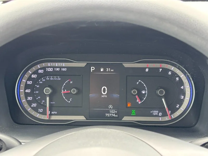 Used 2024 Gray Hyundai SE image 20
