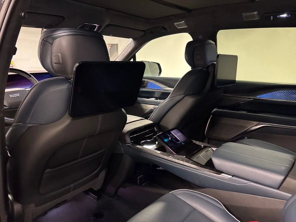 2025 Cadillac Escalade IQ Luxury 2 - Photo 30
