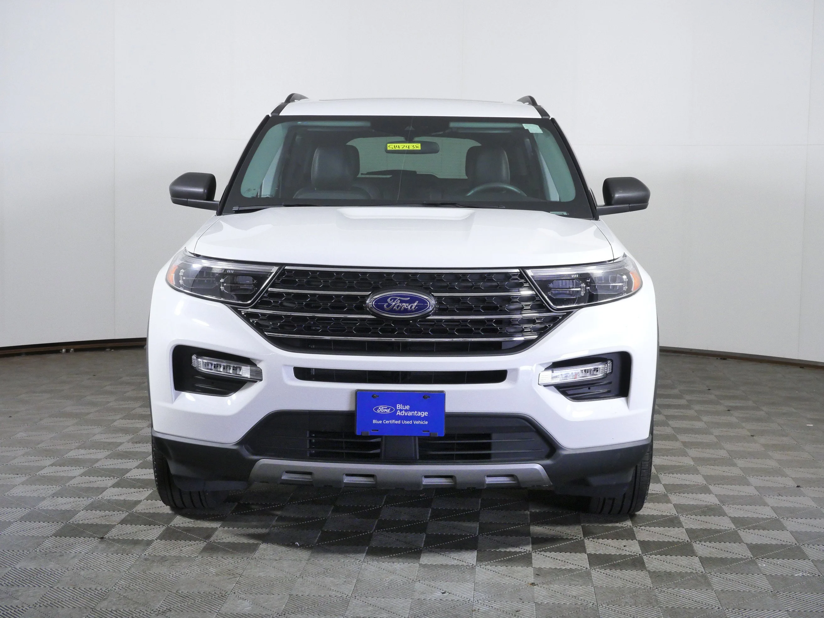 Certified Used 2024 White Metallic Ford XLT image 3