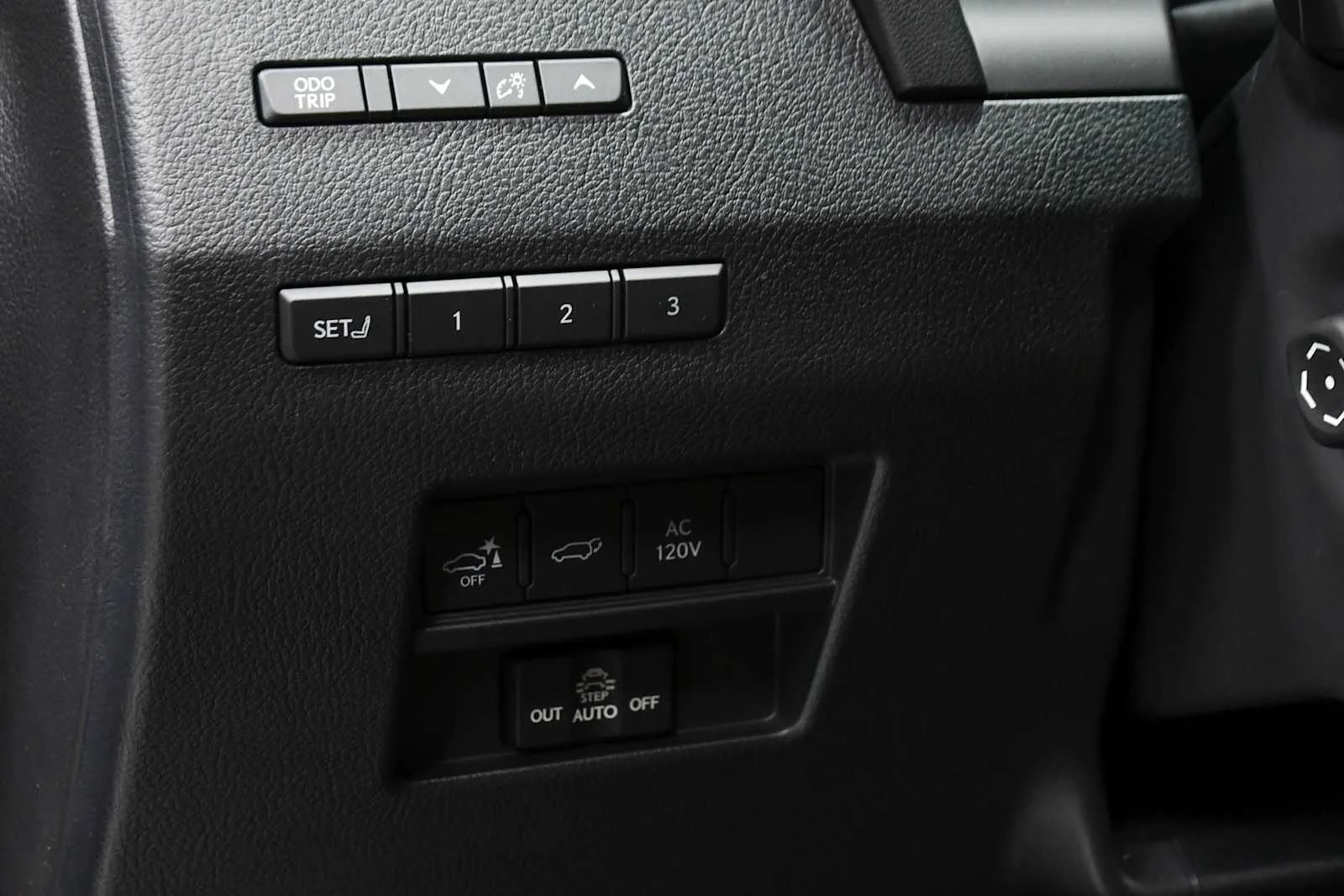 Certified Used 2025 Caviar Lexus Luxury+ image 16