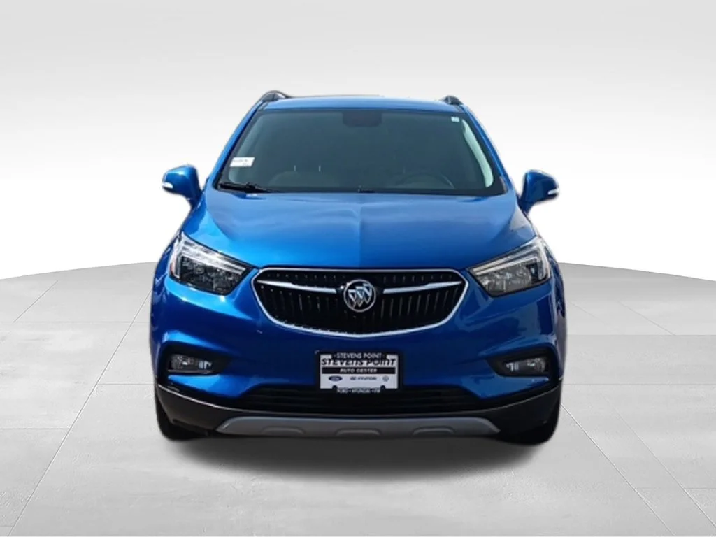 Used 2018 Brilliant Blue Metallic Buick Sport Touring image 10