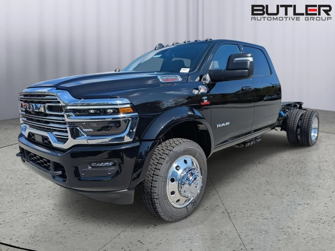 2026 RAM 4500 Big Horn 4X4 Crew Cab DRW 173" WB's photo