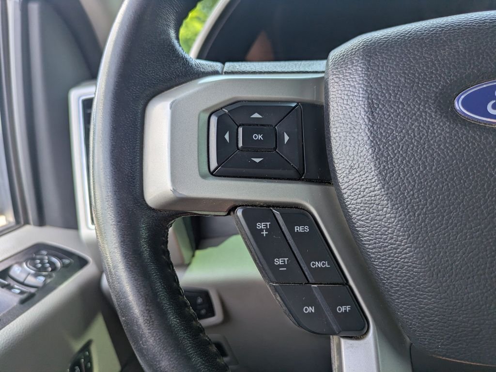 Used 2019 Silver Ford Lariat image 25