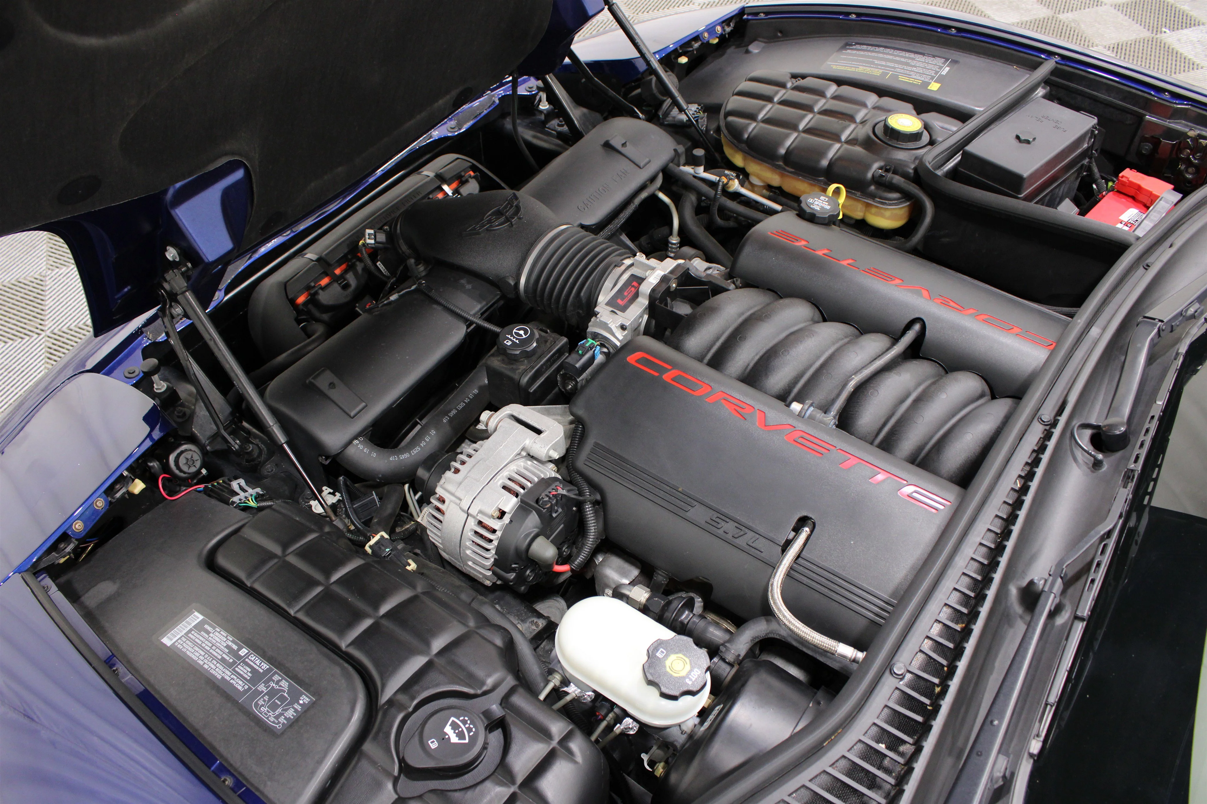 2004 Chevrolet Corvette Base - Photo 28
