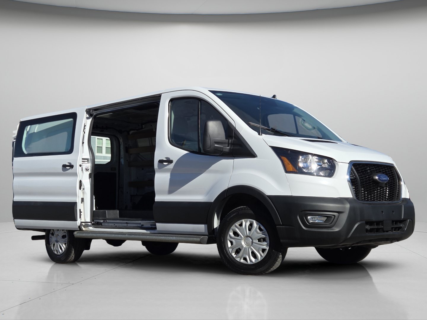 Used 2023 Oxford White Ford Base image 25