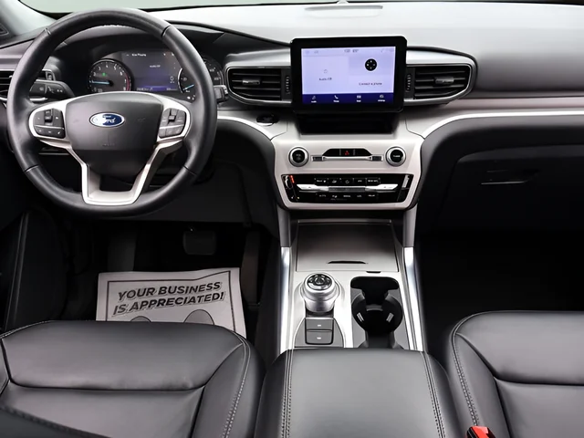 Used 2023 Gray Ford XLT image 11