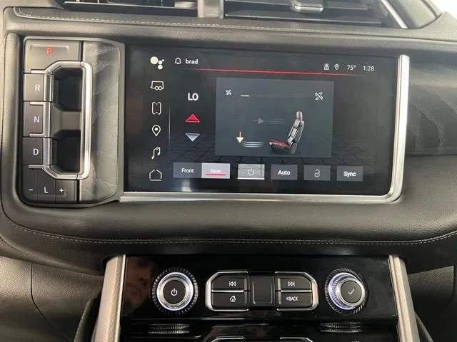 2022 GMC Yukon Denali - Photo 29