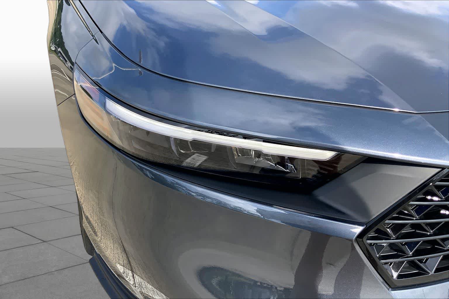New 2026 Meteorite Gray Metallic Honda LX image 13