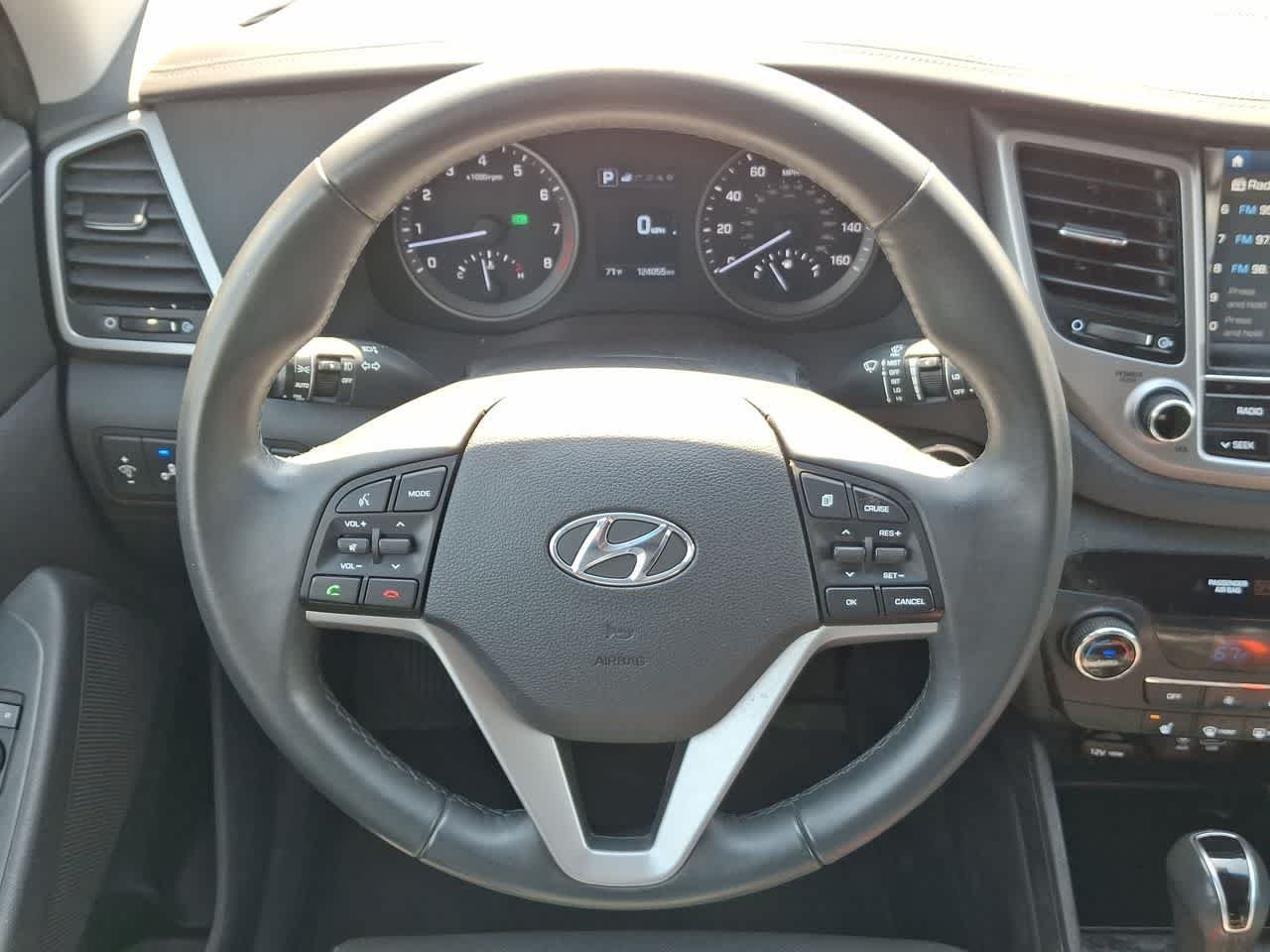 Used 2018 Caribbean Blue Hyundai SEL Plus image 22