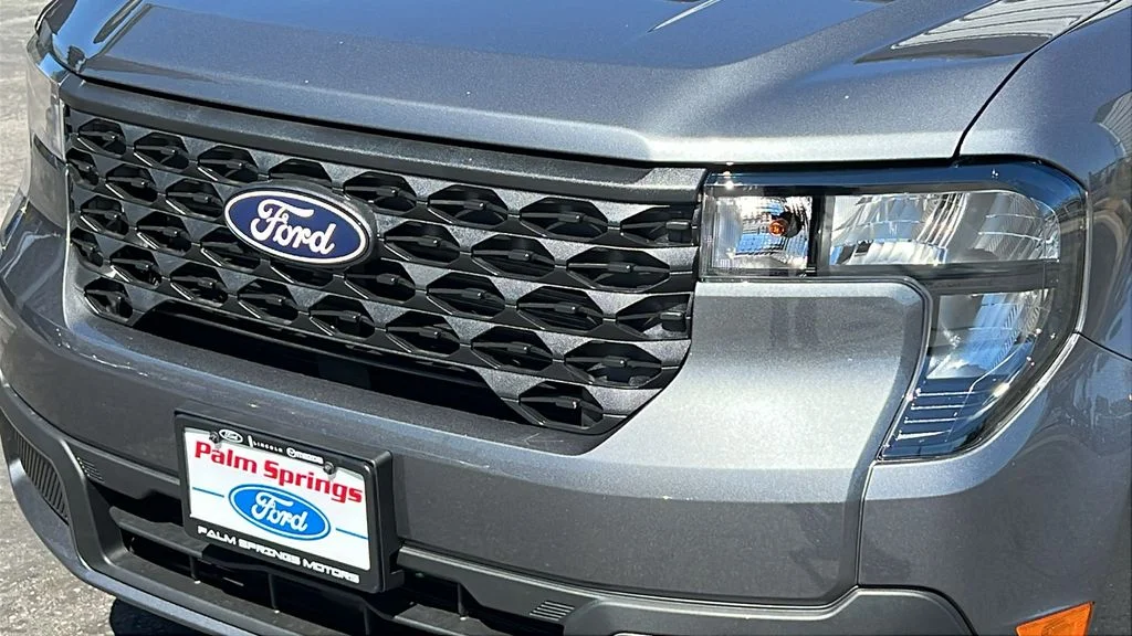 New 2026 Carbonized Gray Metallic Ford XLT image 4