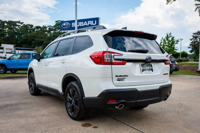 New 2026 Crystal White Pearl Subaru Premium image 4