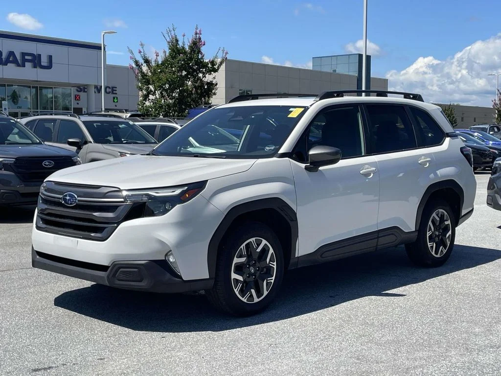Used 2025 Crystal White Pearl Subaru Premium image 23