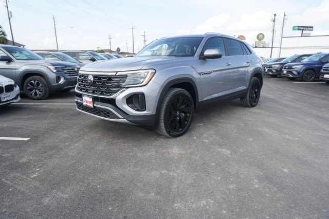2025 Volkswagen Atlas Cross Sport SE w/Tech