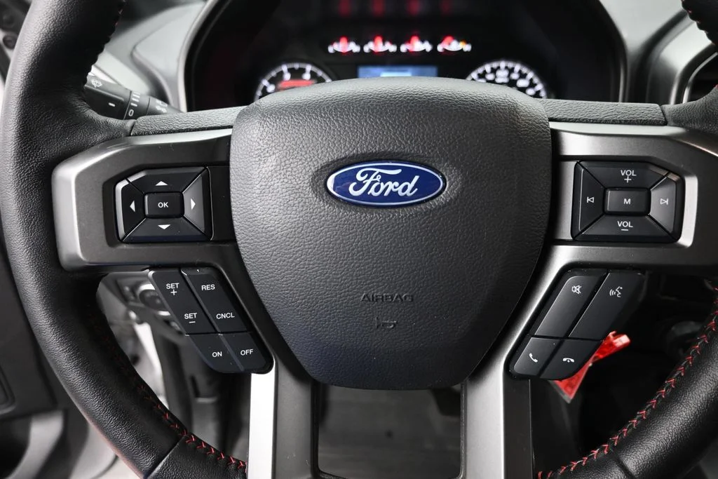 Used 2020 White Ford XLT image 17