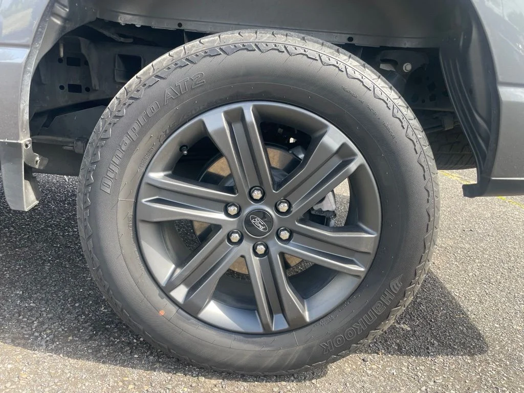 Used 2023 Gray Metallic Ford XLT image 21