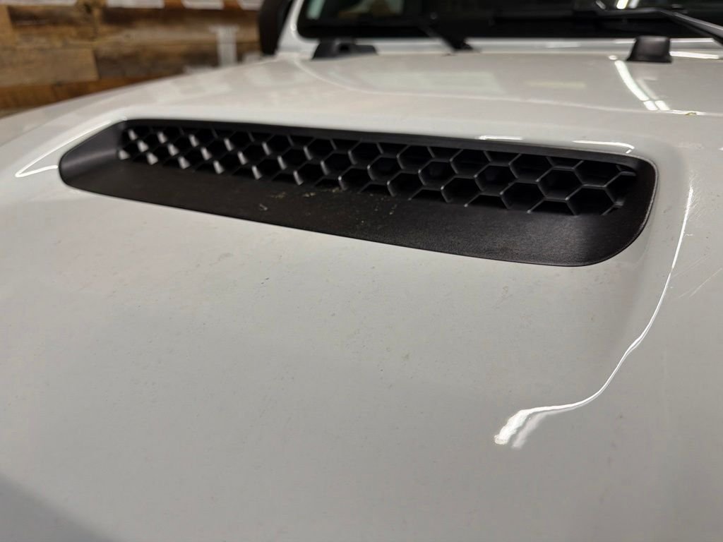 New 2026 Bright White Clearcoat Jeep Rubicon X image 9