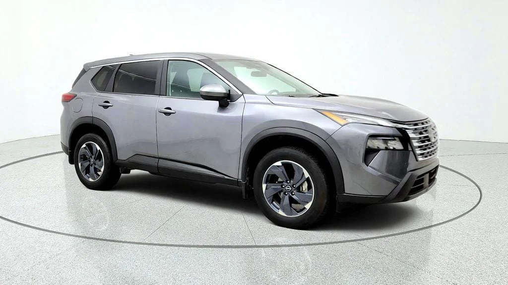 Used 2026 Boulder Gray Pearl Nissan FWD SV *Ltd Avail* image 3