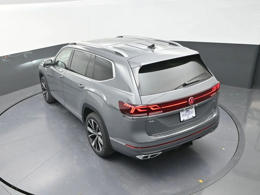 New 2026  Volkswagen 2.0T SEL Premium R-Line image 17