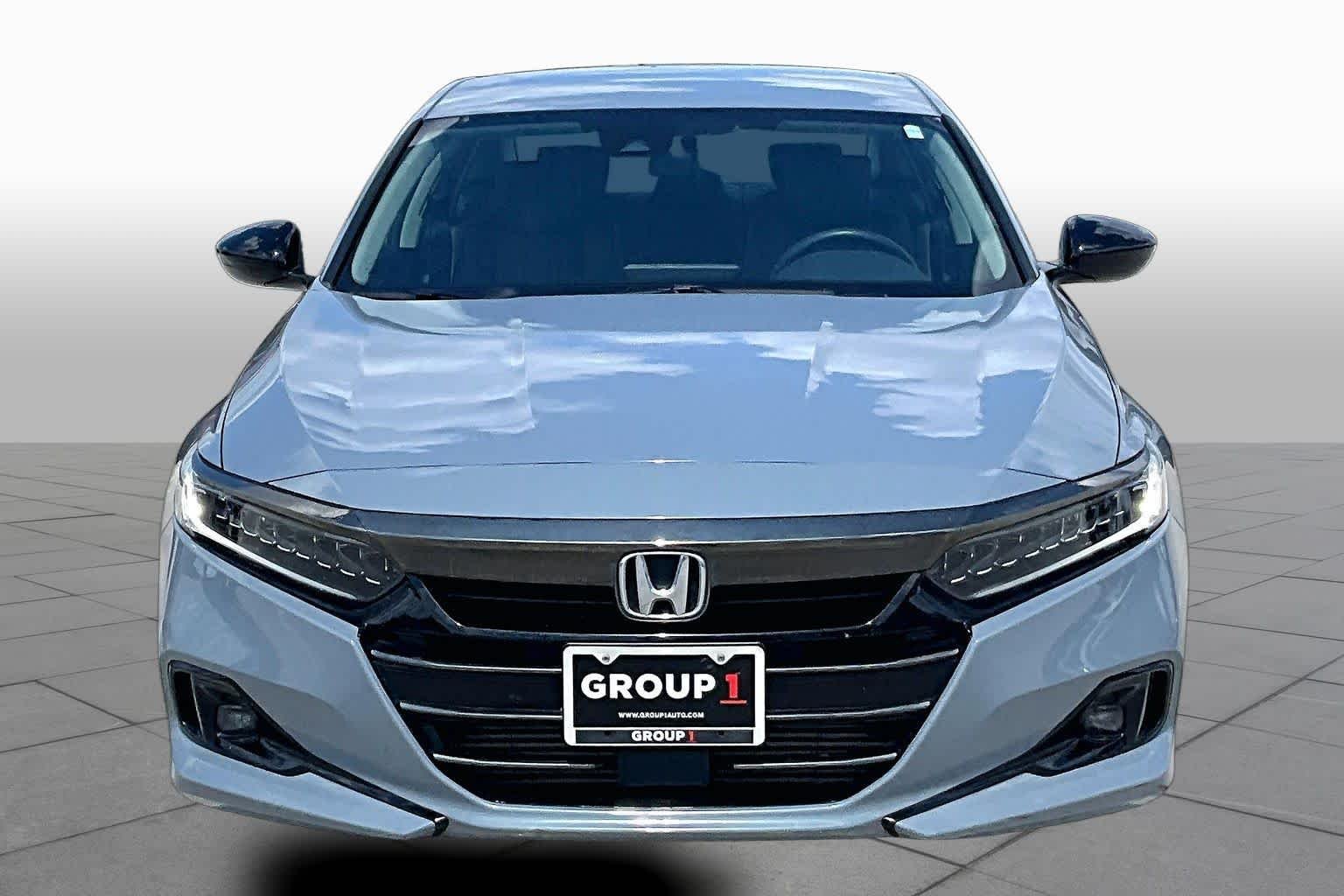 Used 2022 Sonic Gray Pearl Honda Sport SE image 4