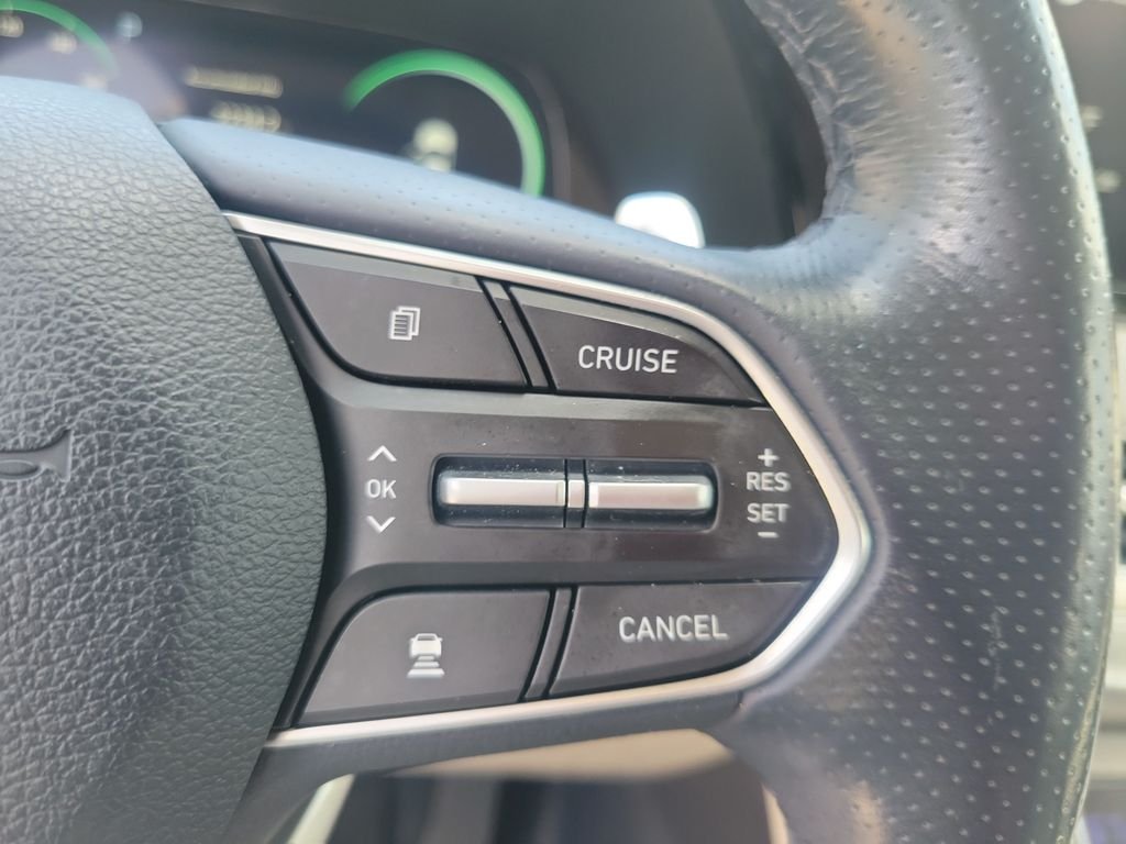 Used 2021 White Hyundai Calligraphy image 19