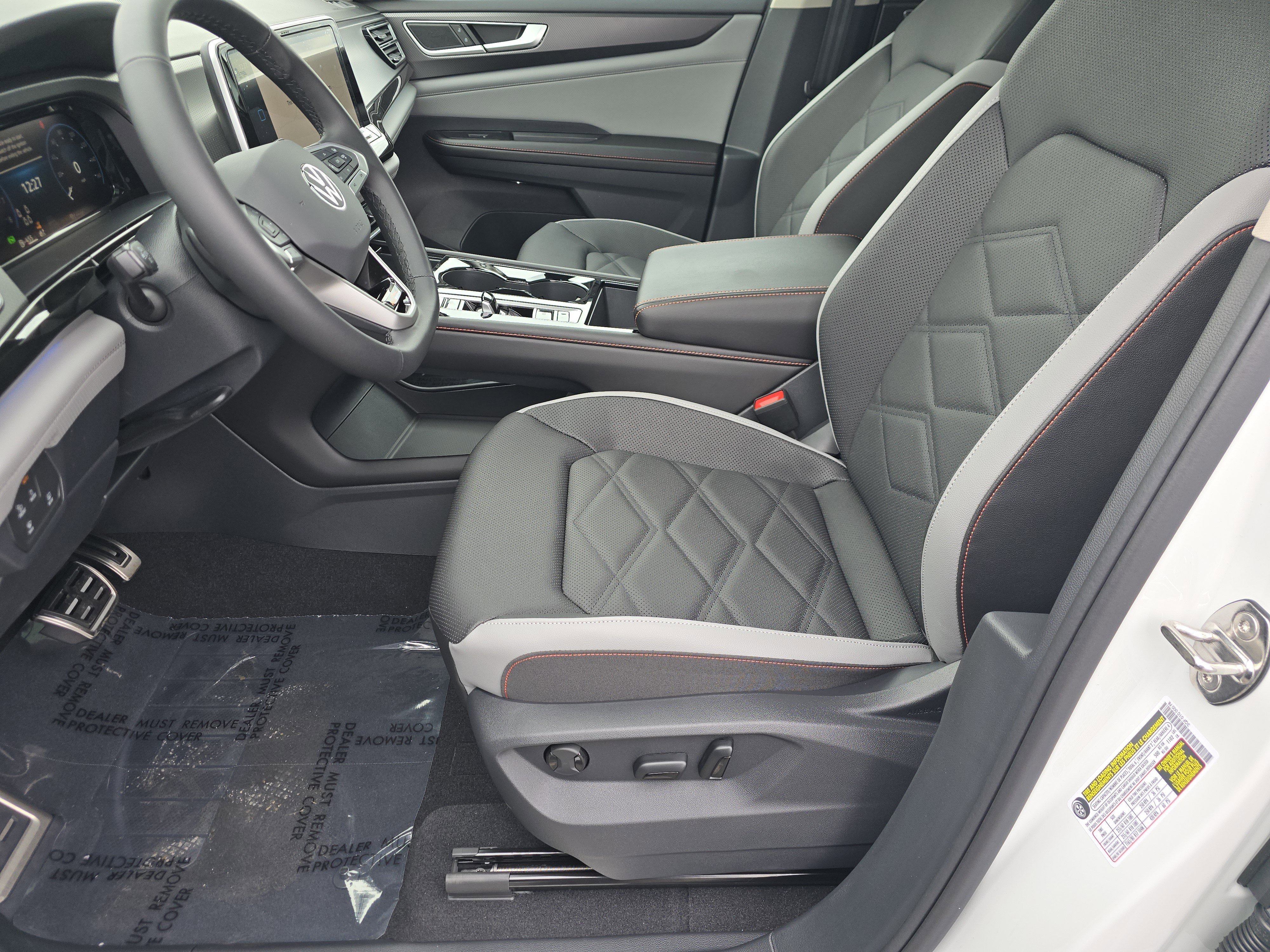 New 2026 Opal White Pearl Volkswagen 2.0T Peak Edition image 20