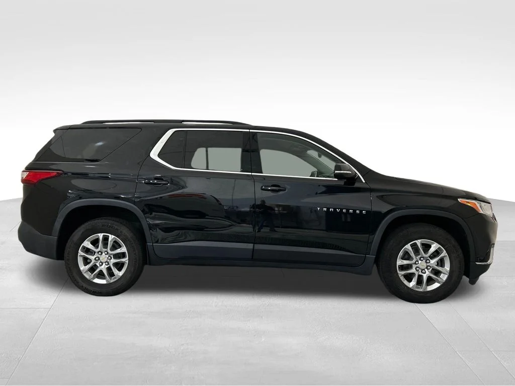 Used 2020 Black Chevrolet LT image 6