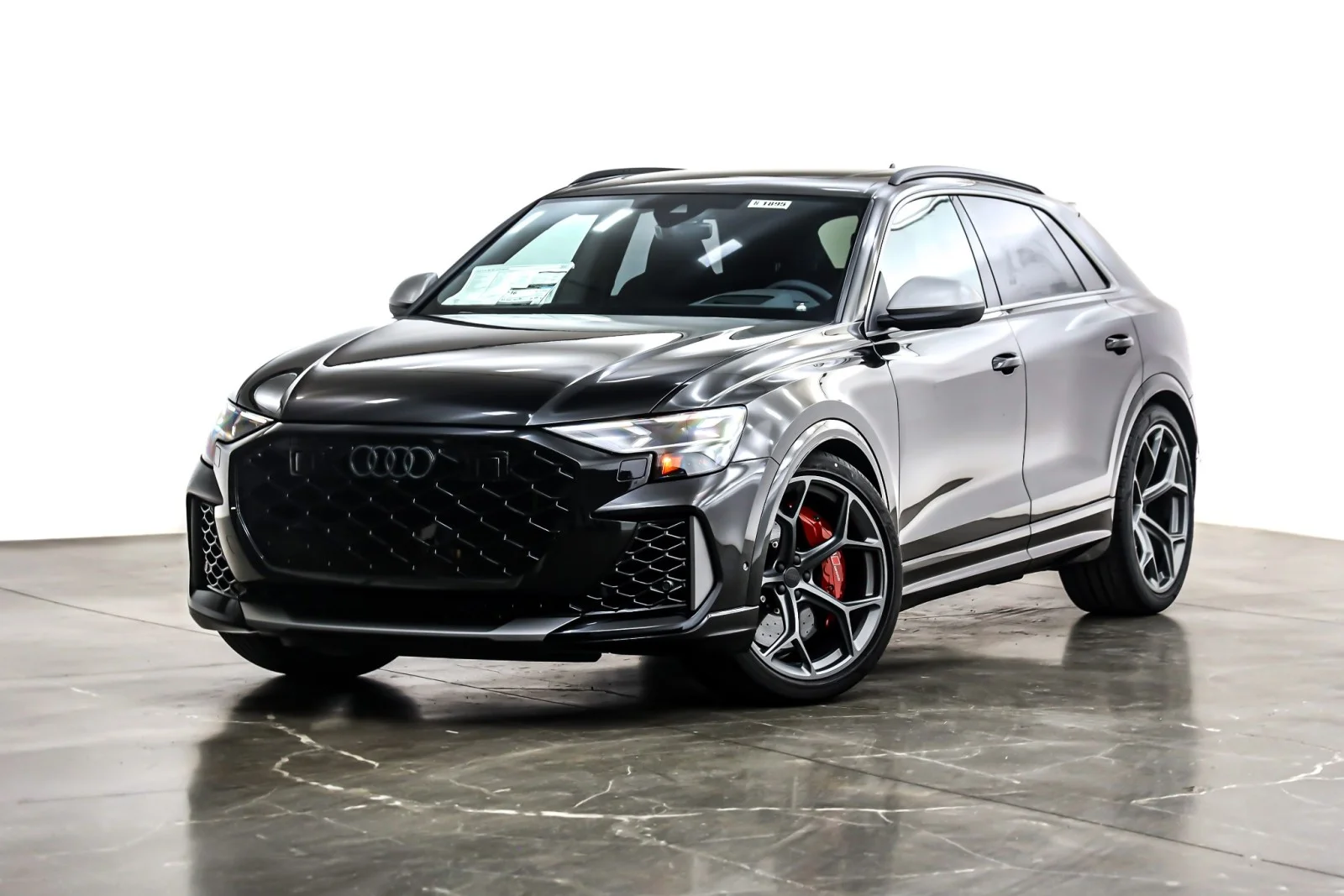 2026 Audi RS Q8 -'s photo