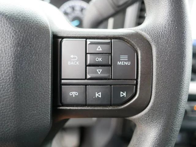 Used 2023 Oxford White Ford XLT image 26