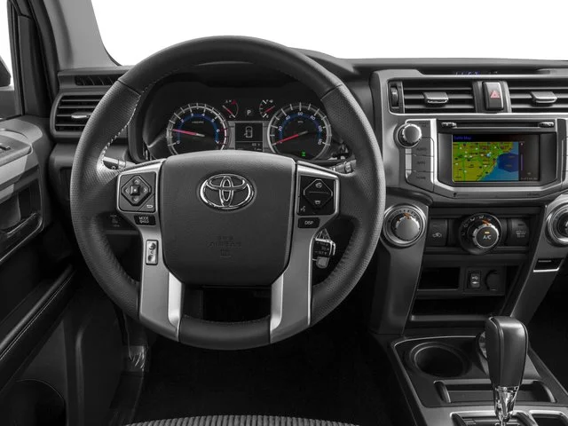 Used 2016  Toyota  image 6