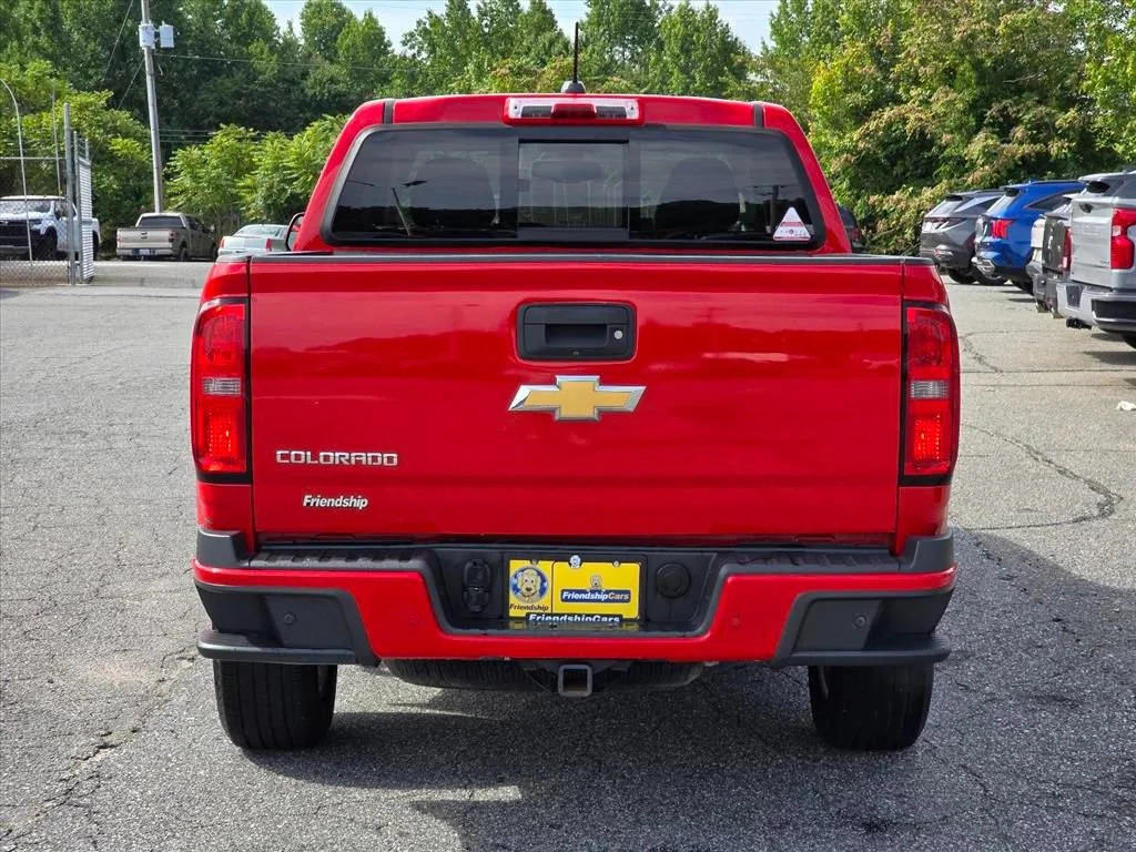 Used 2019 RED HOT Chevrolet 2WD Z71 image 25