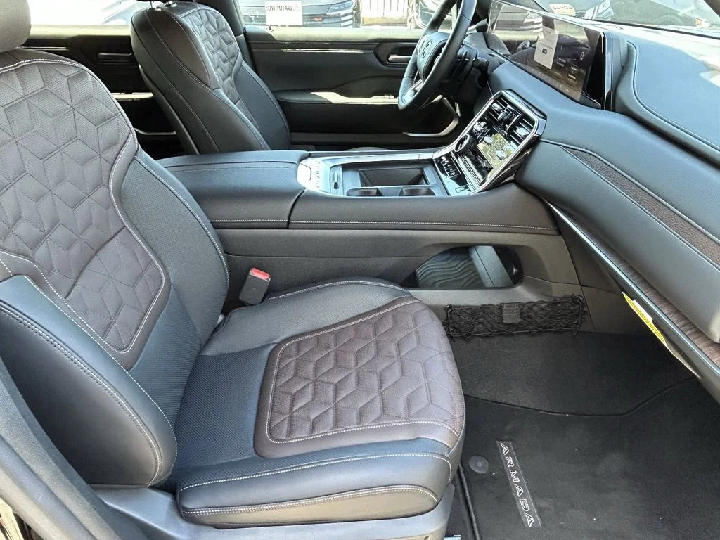 New 2026 Super Black Nissan Platinum image 9